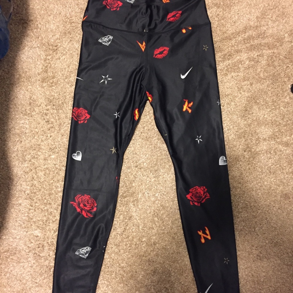 Nike Power Lux black rose diamond graphic running yoga pants